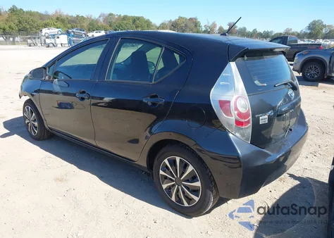 2014 Toyota Prius C One из США, поврежденный, VIN JTDKDTB3XE1563144